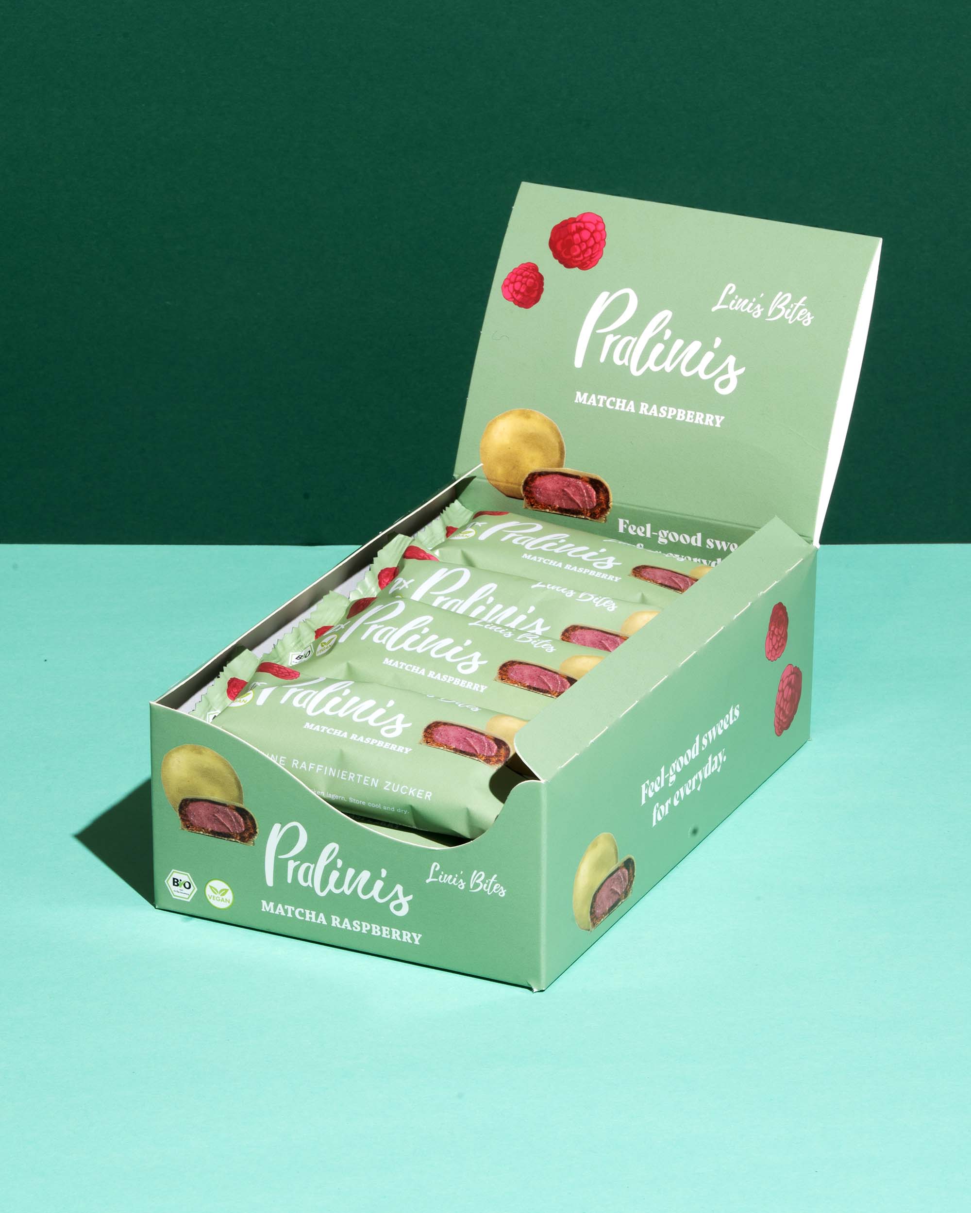 Organic Pralinis Matcha Raspberry (box of 12)