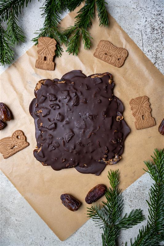 Spekulatius Crunch Date Bark